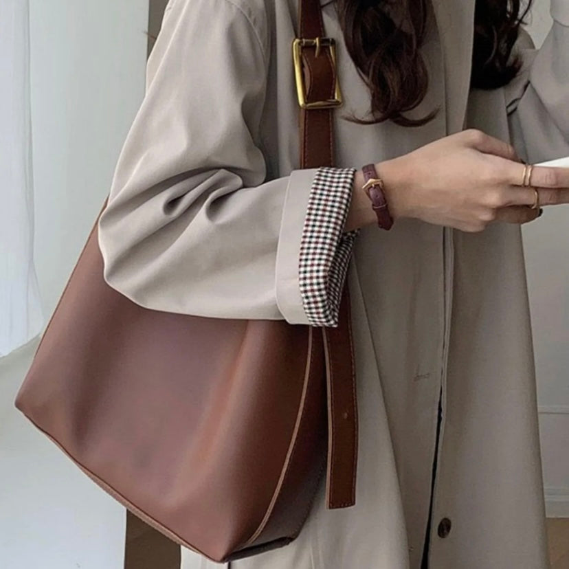 Julie Elegant Skinnveske