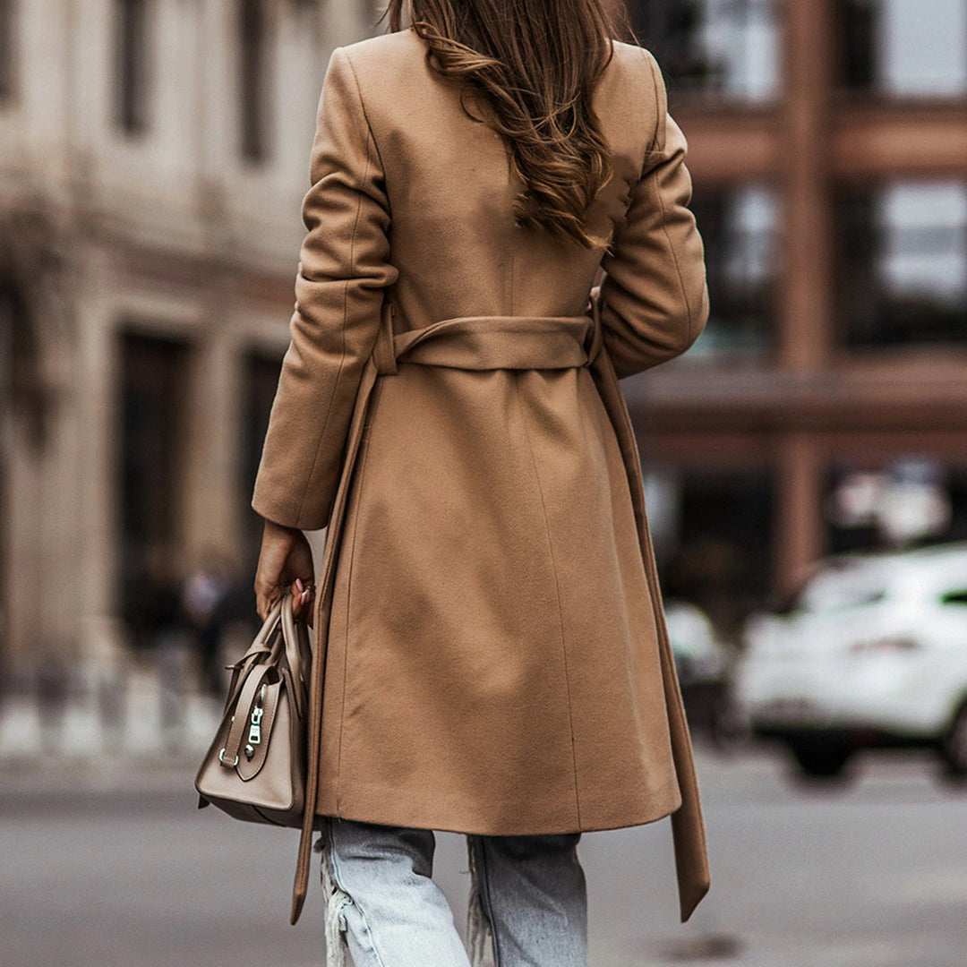 LEIDA - Elegant frakk for kvinner
