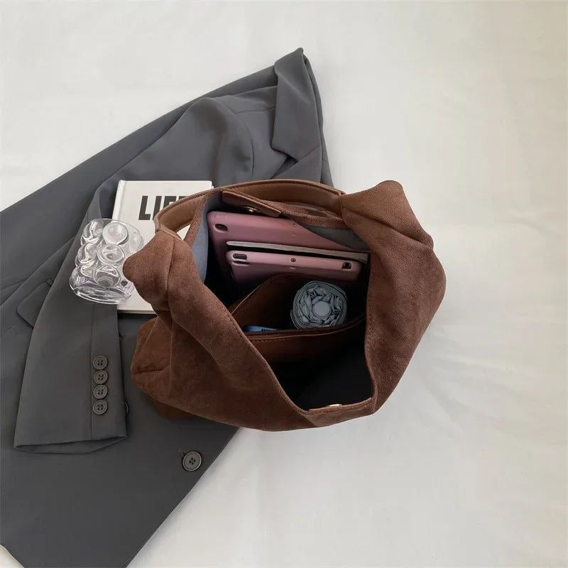 Cecilia - Suede Tote Veske