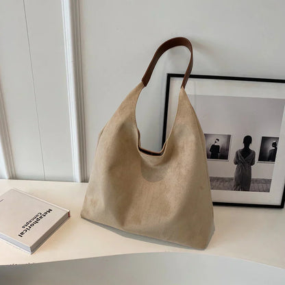 Cecilia - Suede Tote Veske