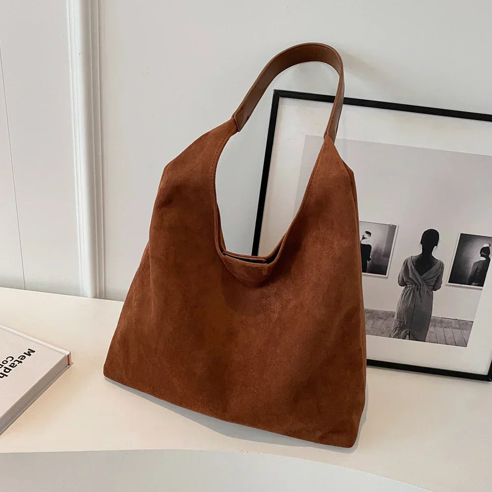 Cecilia - Suede Tote Veske