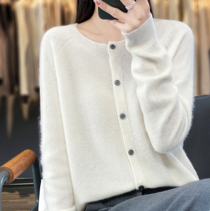 Annika | Myk og Elegant Ullcardigan