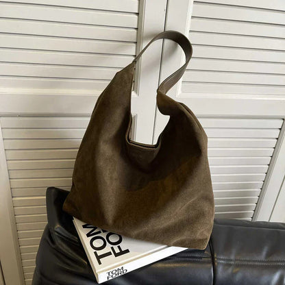 Cecilia - Suede Tote Veske